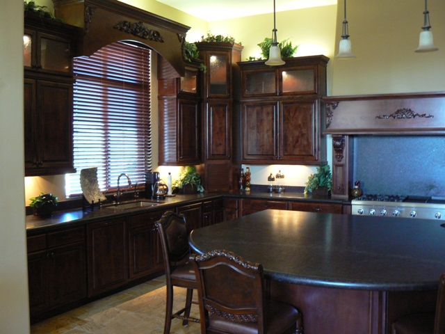 dark traditional kitchen cabinets